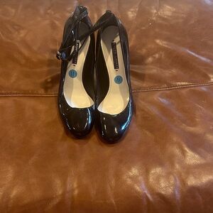 Ralph Lauren Black Patent Mary Jane Heels